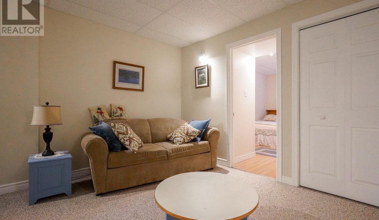 29601248-43.jpg